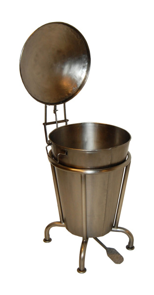 M16217 Ведро для мусора с педалью 60см