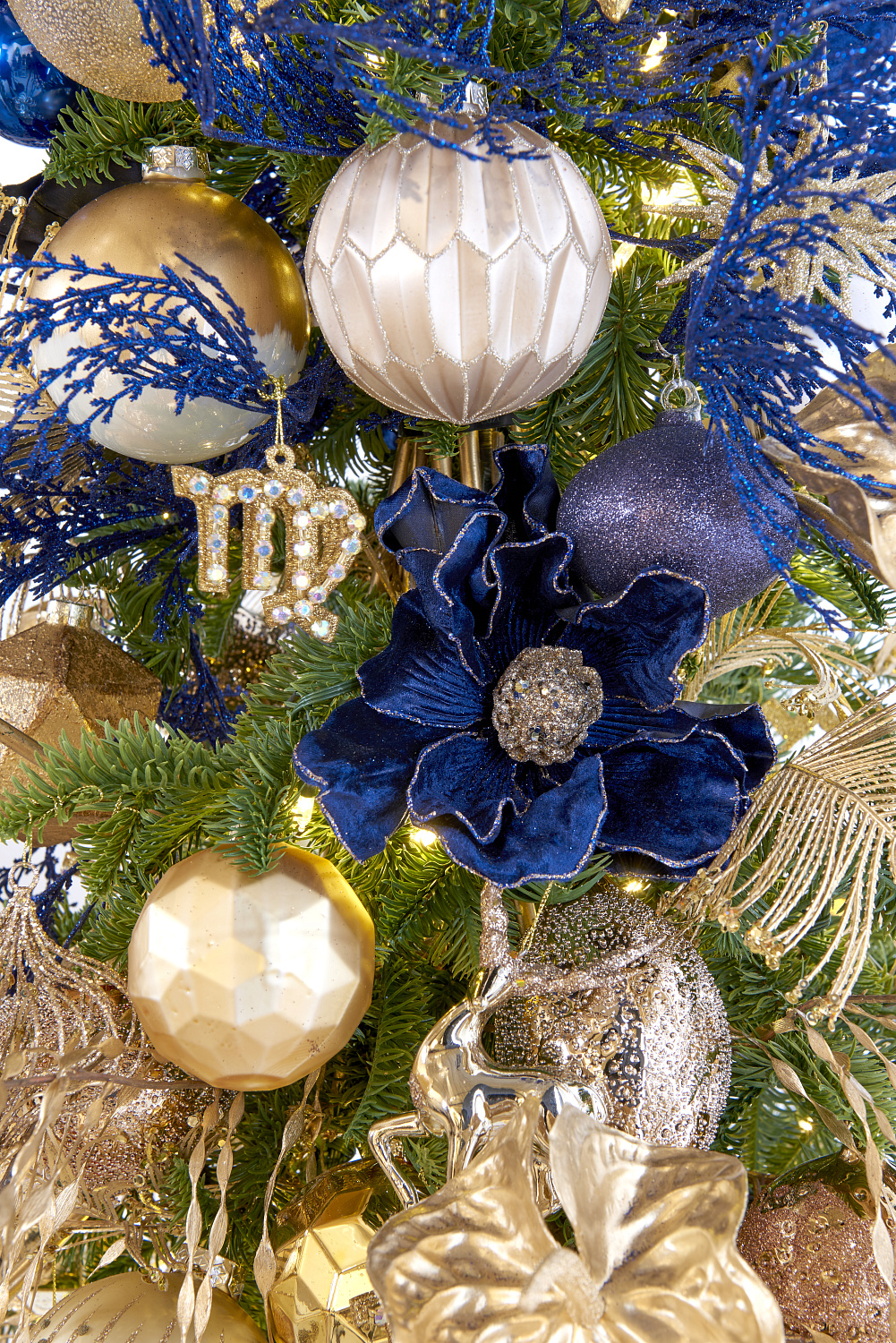 Новогодняя ёлка Гудвил