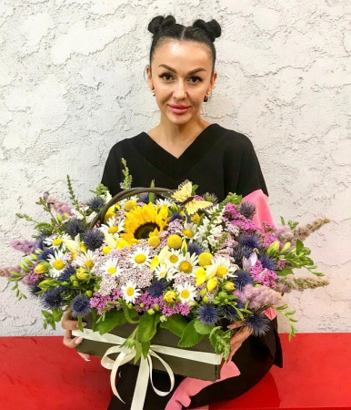 Цветочная композиция краски лета