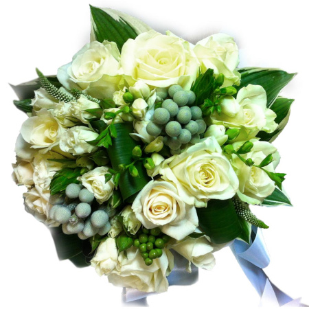 Розы и альстромерии