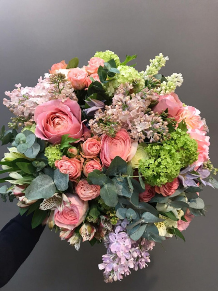 Изящный эксклюзивный букет